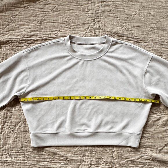 Lululemon - Softstreme Crewneck Oversized Pullover - Size 10 - Picture 5 of 6